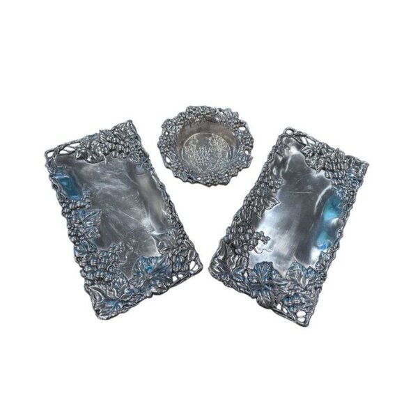 1990s Arthur Court Grape Motif Bread Trays & Wine Coaster Set - Picture 1 of 15